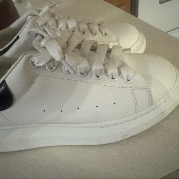 Alexander McQueen White and Black Sneakers Minimalist Design1